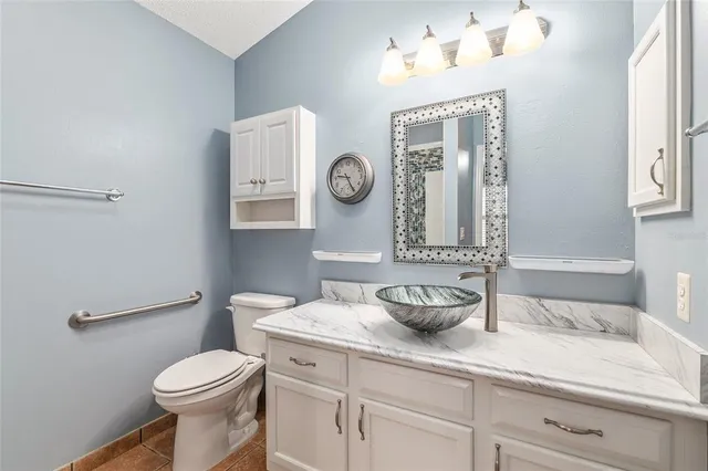 $329,900 | 620 Nuevo Leon Lane, The Villages, FL 32159