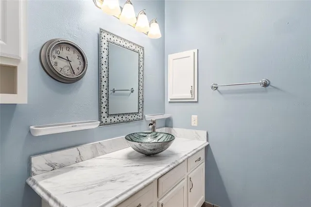 $329,900 | 620 Nuevo Leon Lane, The Villages, FL 32159