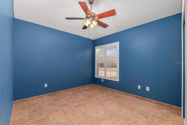 $329,900 | 620 Nuevo Leon Lane, The Villages, FL 32159