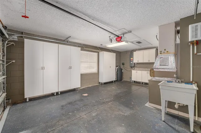 $329,900 | 620 Nuevo Leon Lane, The Villages, FL 32159