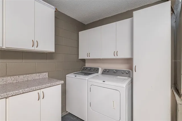 $329,900 | 620 Nuevo Leon Lane, The Villages, FL 32159