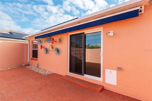 $329,900 | 620 Nuevo Leon Lane, The Villages, FL 32159