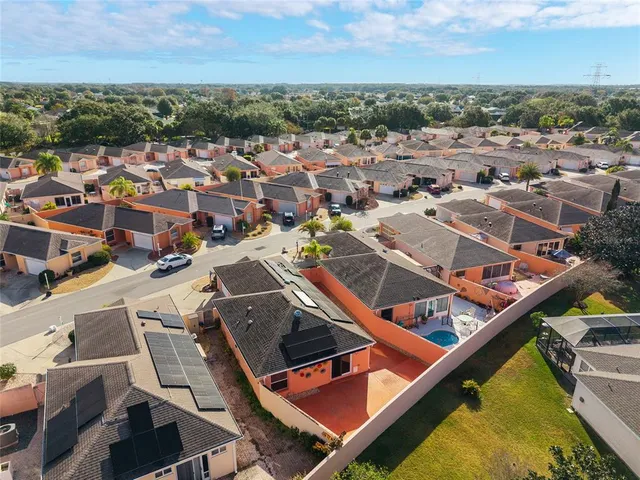 $329,900 | 620 Nuevo Leon Lane, The Villages, FL 32159