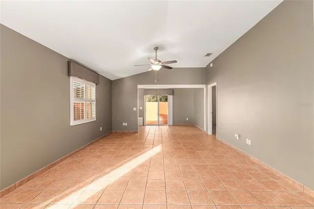 $329,900 | 620 Nuevo Leon Lane, The Villages, FL 32159