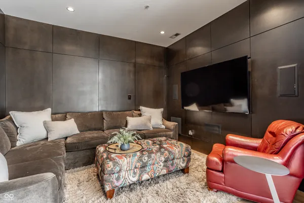 $1,195,000 | 932 Broadway Street, Unit 14, Indianapolis, IN 46202