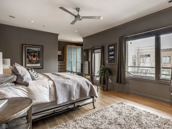 $1,195,000 | 932 Broadway Street, Unit 14, Indianapolis, IN 46202