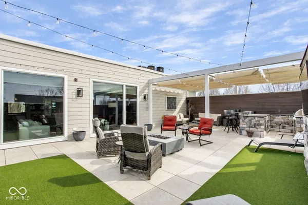 $1,195,000 | 932 Broadway Street, Unit 14, Indianapolis, IN 46202