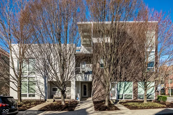 $1,195,000 | 932 Broadway Street, Unit 14, Indianapolis, IN 46202