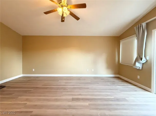 $1,895 | 9553 West Madsen Glen Court, Las Vegas, NV 89166