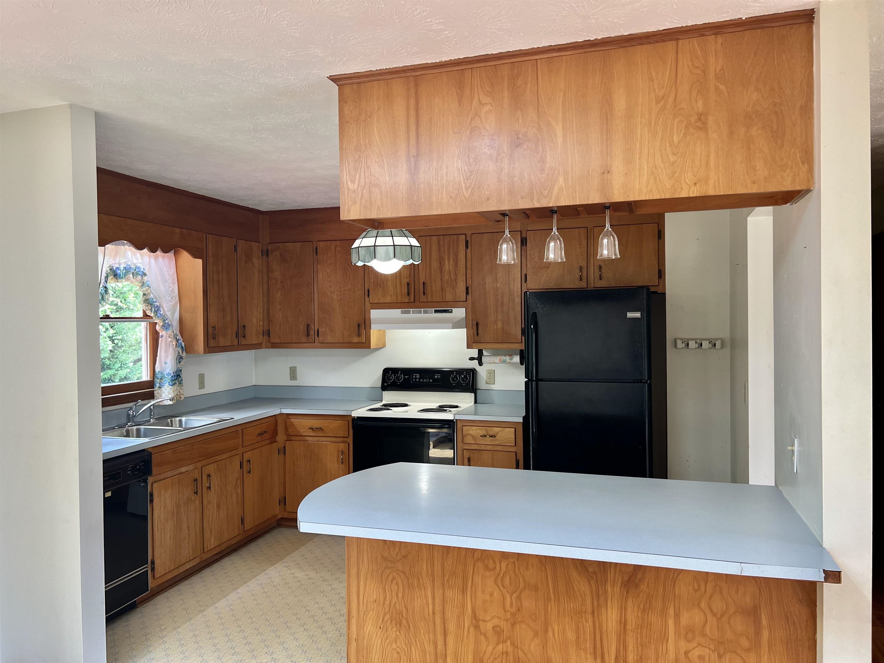 1868 Harvard Road Waynesboro, VA 22980 - Photo 9 of 20 Gallery Image 9