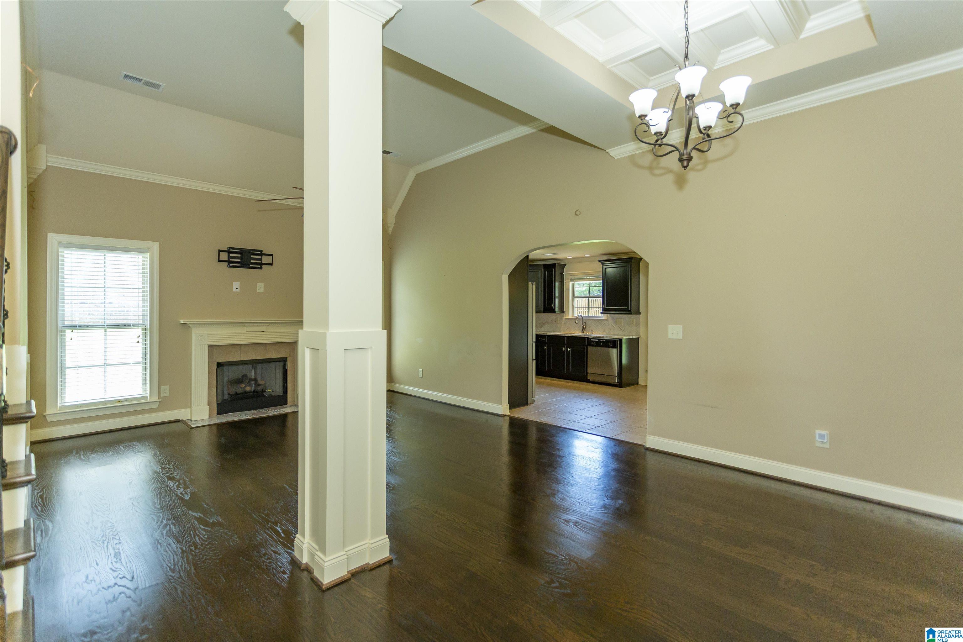 321 Lacey Avenue Alabaster, AL 35114 - Photo 11 of 32