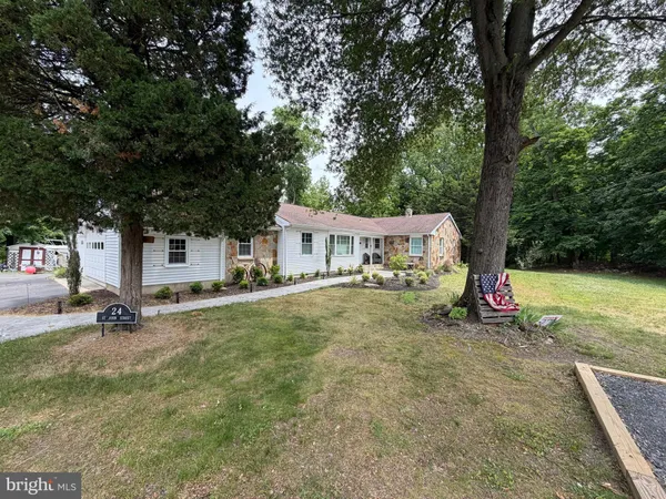 $550,000 | 24 St John Street, Pemberton, NJ 08068