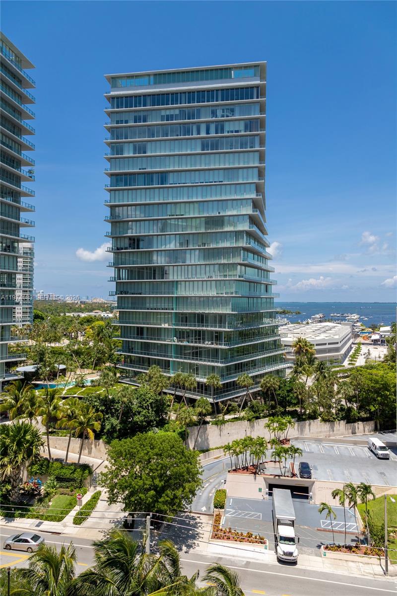 3400 Southwest 27th Avenue, Unit 906 Miami, FL 33133 - Photo 26 of 35 a view of a city