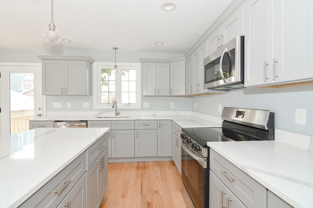 15 B Mars Street Worcester, MA 01607 - Photo 15 of 42 Gallery Image 15