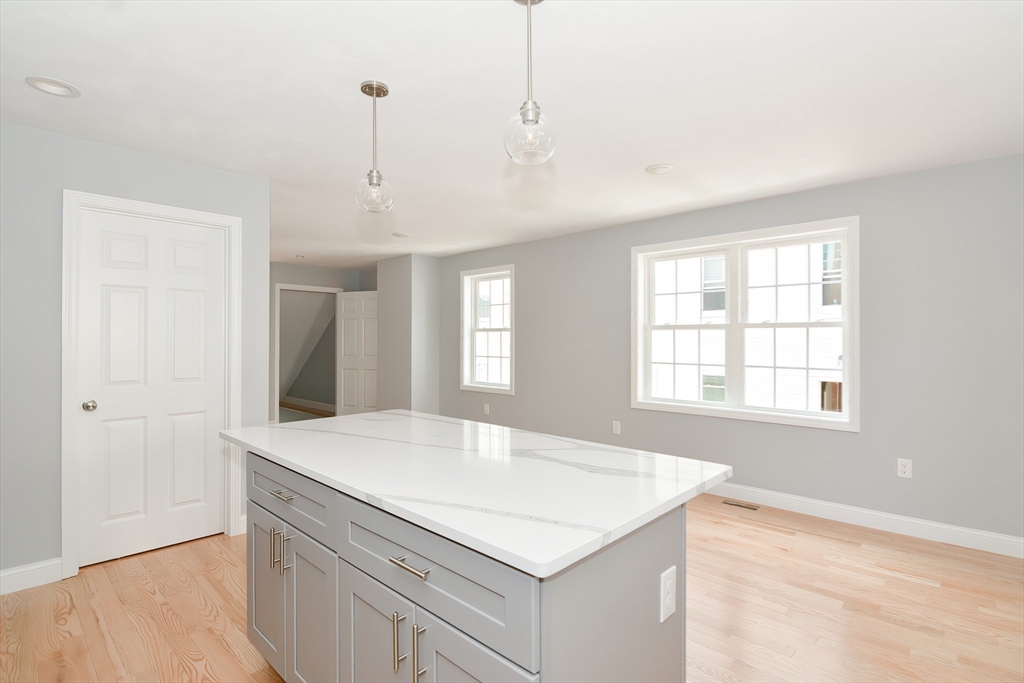 15 B Mars Street Worcester, MA 01607 - Photo 18 of 42 Gallery Image 18
