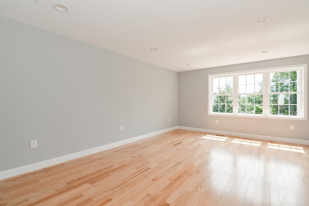 15 B Mars Street Worcester, MA 01607 - Photo 24 of 42 Gallery Image 24