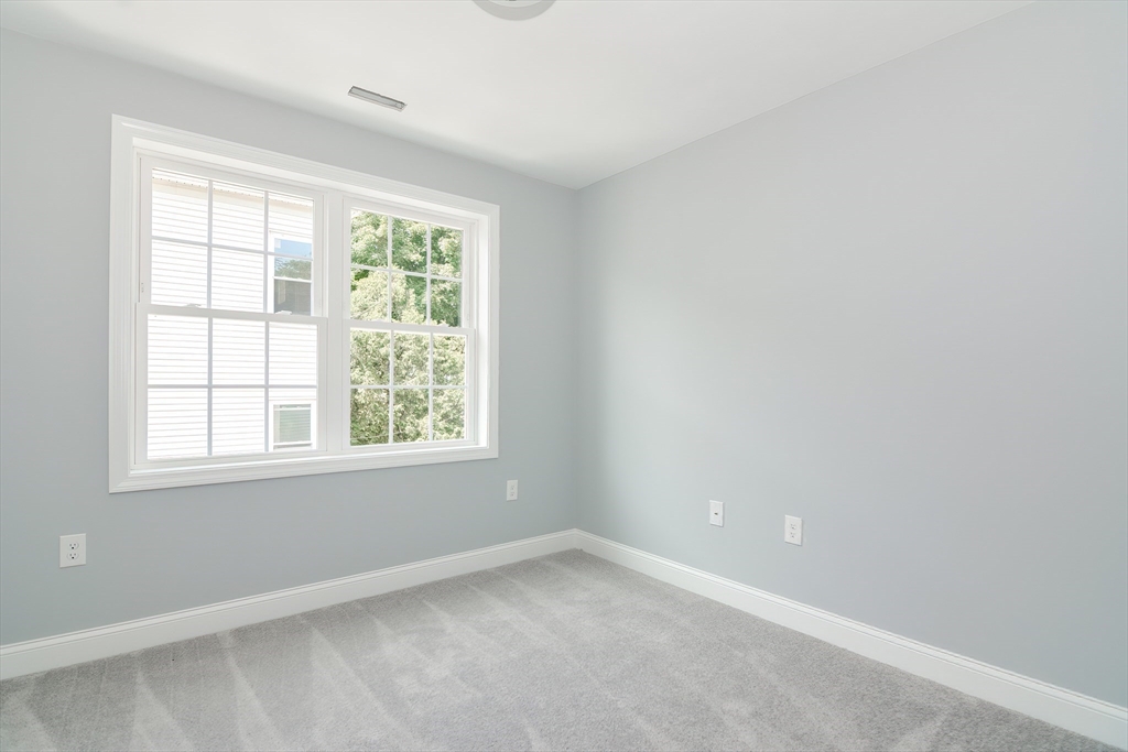 15 B Mars Street Worcester, MA 01607 - Photo 32 of 42 Gallery Image 32