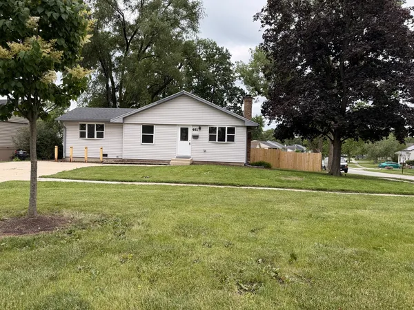 $360,000 | 461 East Fullerton Avenue, Glendale Heights, IL 60139