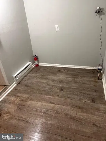 $1,900 | 510-12 2nd Street, Swedesboro, NJ 08085