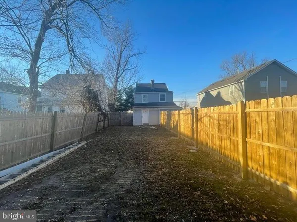 $1,700 | 510-12 2nd Street, Swedesboro, NJ 08085