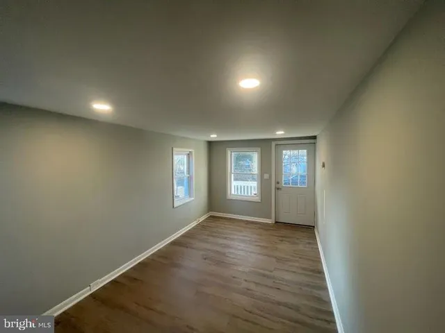 $1,900 | 510-12 2nd Street, Swedesboro, NJ 08085