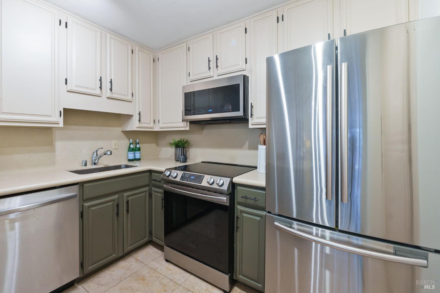 820 Mission Avenue, Unit 4 San Rafael, CA 94901 - Photo 6 of 22