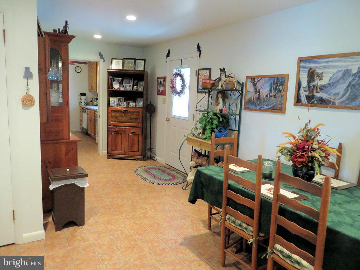 1065 Mud Level Road Shippensburg, PA 17257 - Photo 11 of 30 Interior (General)