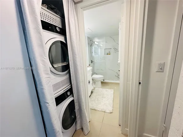 a close view of a washer and dryer