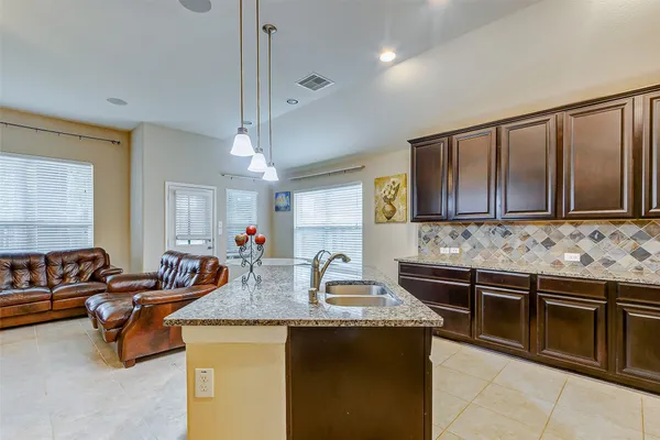 $2,950 | 9419 Sparrow Creek Court, Katy, TX 77494