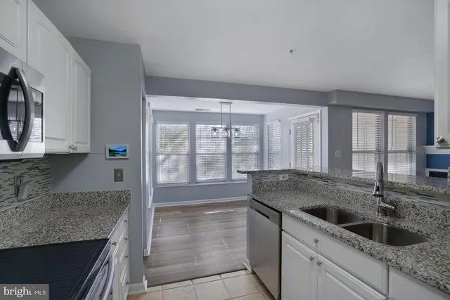 $385,000 | 7518 Snowpea Court, Unit 38, Alexandria, VA 22306