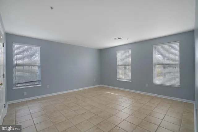 $385,000 | 7518 Snowpea Court, Unit 38, Alexandria, VA 22306