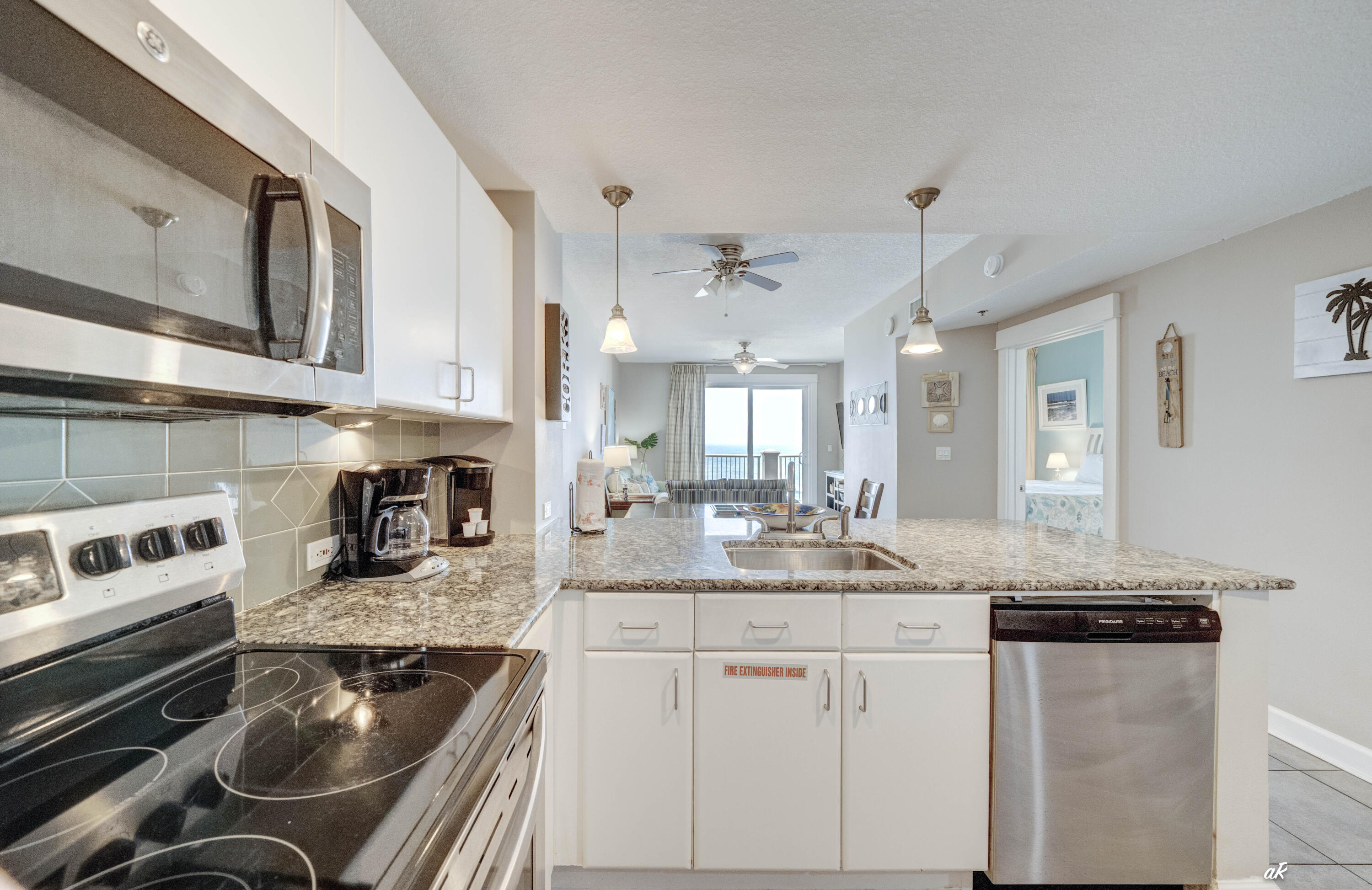 11807 Front Beach Road, Unit 1605 Panama City Beach, FL 32407 - Photo 16 of 53 Kitchen-4