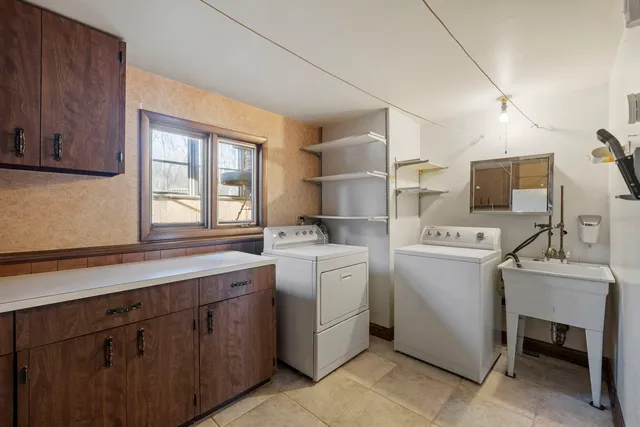 $349,000 | 15340 Maple Drive, Oak Forest, IL 60452