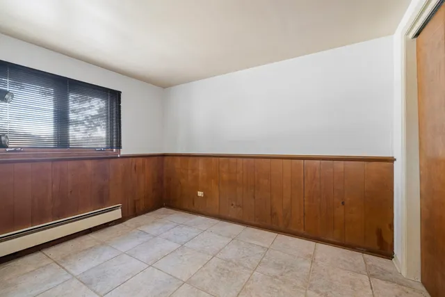 $349,000 | 15340 Maple Drive, Oak Forest, IL 60452