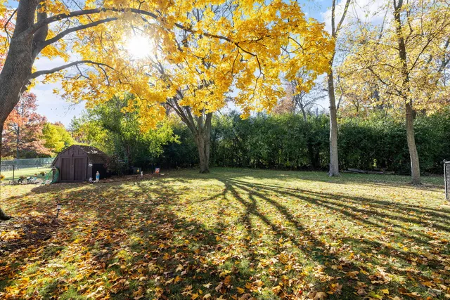 $349,000 | 15340 Maple Drive, Oak Forest, IL 60452