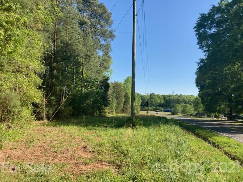 254 North Shiloh Road York, SC 29745 - Photo 8 of 39 Gallery Image 8