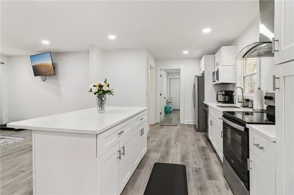 395 Colchester Drive Stone Mountain, GA 30088 - Photo 12 of 60