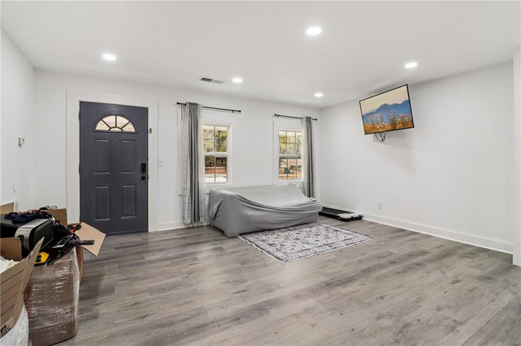 395 Colchester Drive Stone Mountain, GA 30088 - Photo 6 of 60