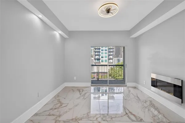 $3,000 | 1075 Peachtree Walk Northeast, Unit A512, Atlanta, GA 30309