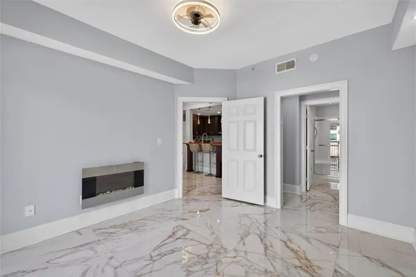 $3,000 | 1075 Peachtree Walk Northeast, Unit A512, Atlanta, GA 30309