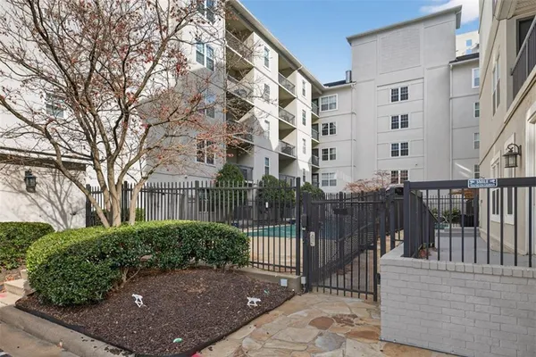 $3,000 | 1075 Peachtree Walk Northeast, Unit A512, Atlanta, GA 30309