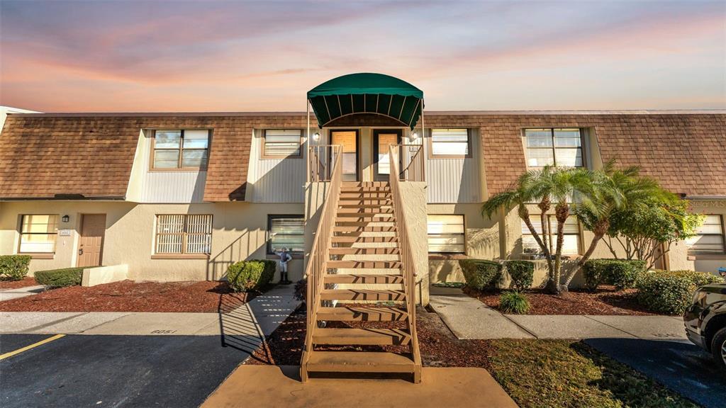6051 Topher Trail, Unit 6051 Mulberry, FL 33860 - Photo 38 of 38 a view of a balcony with an outdoor space