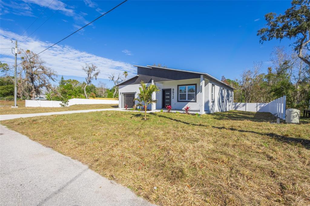 9912 Golden Loop New Port Richey, FL 34654 - Photo 3 of 51