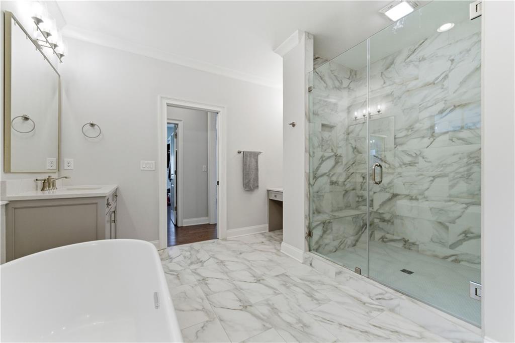 2131 Bellrick Road Northwest Atlanta, GA 30318 - Photo 29 of 53
