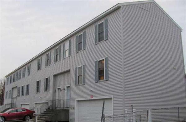 3 A Pelham Street Worcester, MA 01609 - Photo 3 of 8 Gallery Image 3