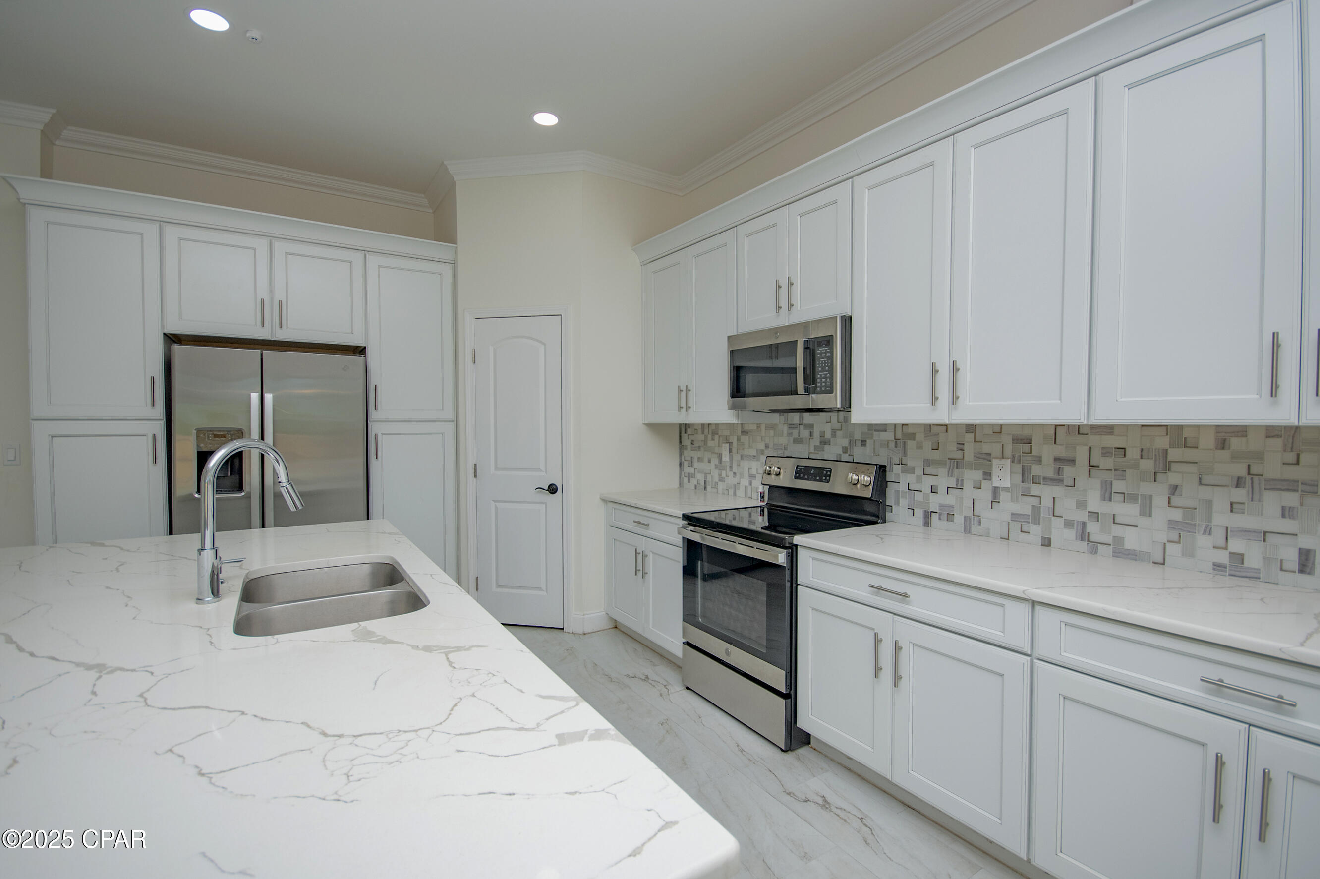 2613 Shadow Ridge Court Lynn Haven, FL 32444 - Photo 13 of 16