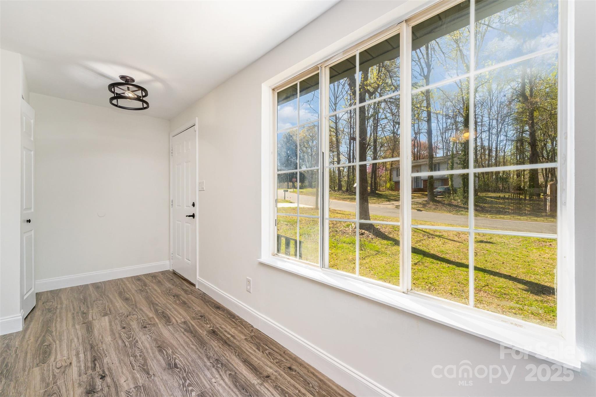 6847 Saddle Point Road Charlotte, NC 28212 - Photo 5 of 27