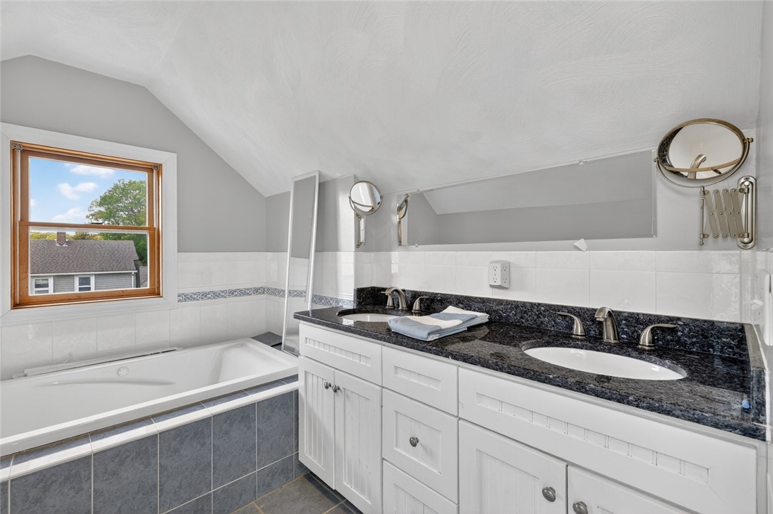 7 Allard Street Warwick, RI 02889 - Photo 36 of 50