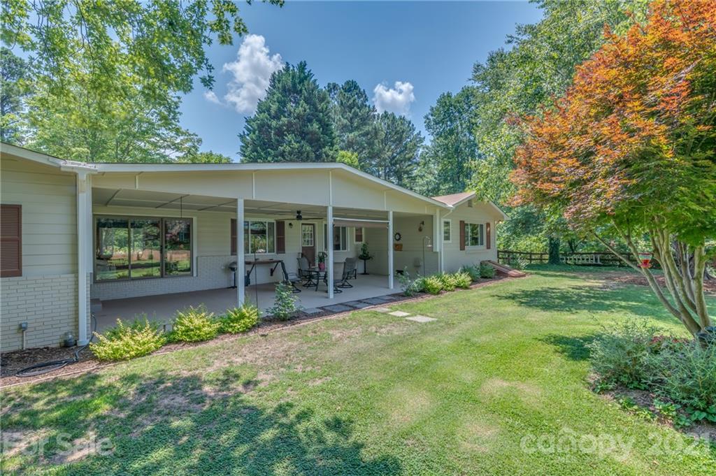 2000 Smith Dairy Road Columbus, NC 28722 - Photo 23 of 48 Gallery Image 23