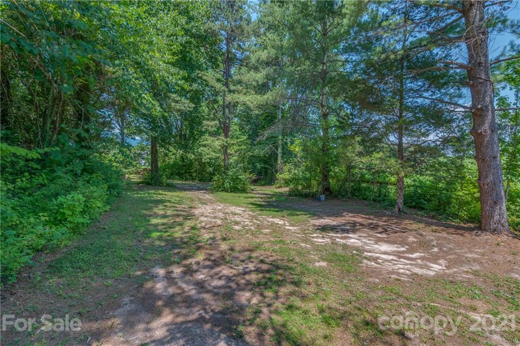 2000 Smith Dairy Road Columbus, NC 28722 - Photo 45 of 48 Gallery Image 45